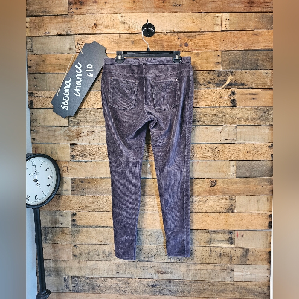 HUE Brand Women's Dark Gray Corduroy Pull On Jegging Pants size L - Picture 10 of 14